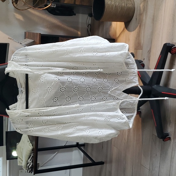 Tempo Paris White Eyelet Cotton Cover Up Jacket - Picture 9 of 9